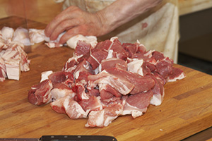 English sausage making in Italy