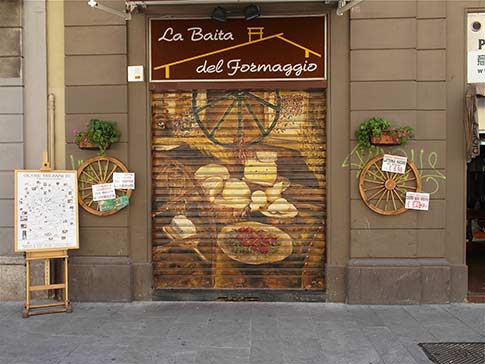 Super Cheese Shop Via Paolo Sarpi, Milan, Italy