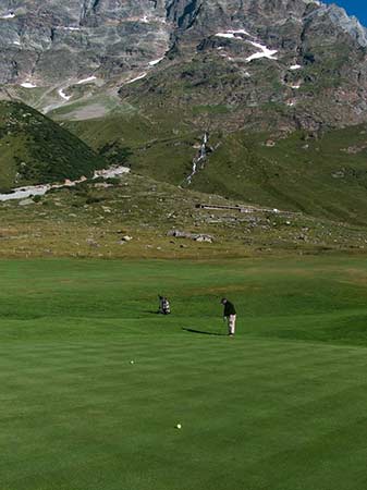 Play Golf in With Italy as Your Backdrop