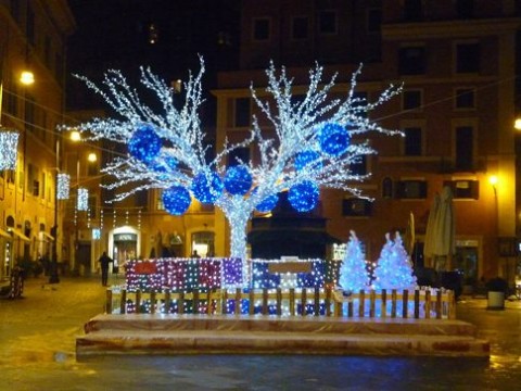 A Rome Christmas Tree